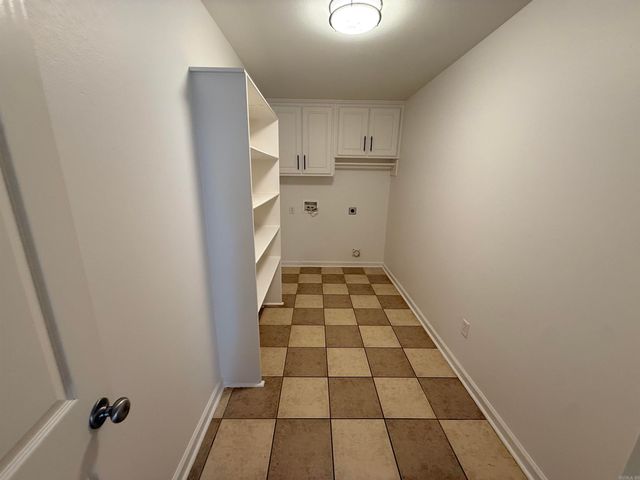30 Shamsie Dr, Ward, AR 72176