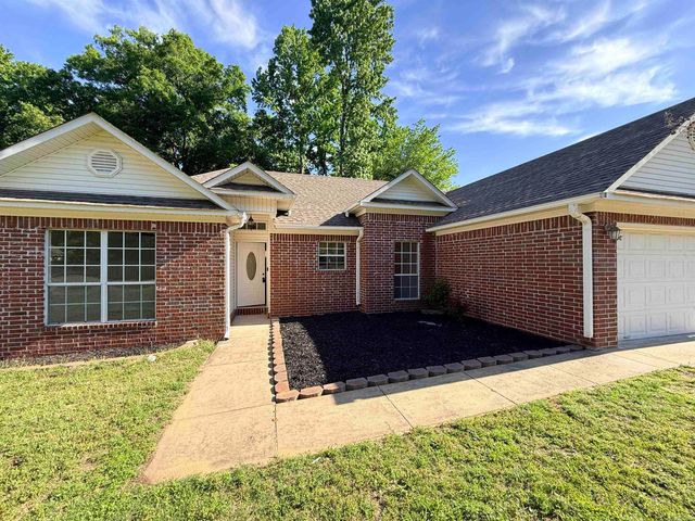30 Shamsie Dr, Ward, AR 72176