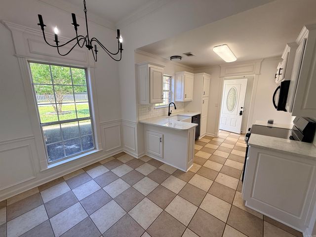 30 Shamsie Dr, Ward, AR 72176