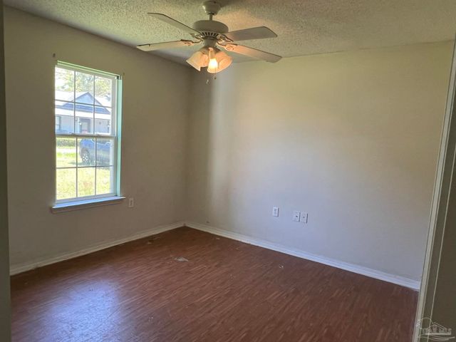 124 S Canoe Rd, Atmore, AL 36502