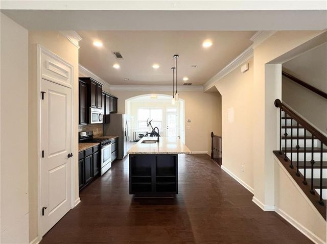 1650 Sabastian NE Point, Atlanta, GA 30329