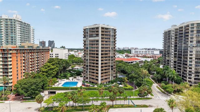 2901 S Bayshore Drive 4A, Miami, FL 33133