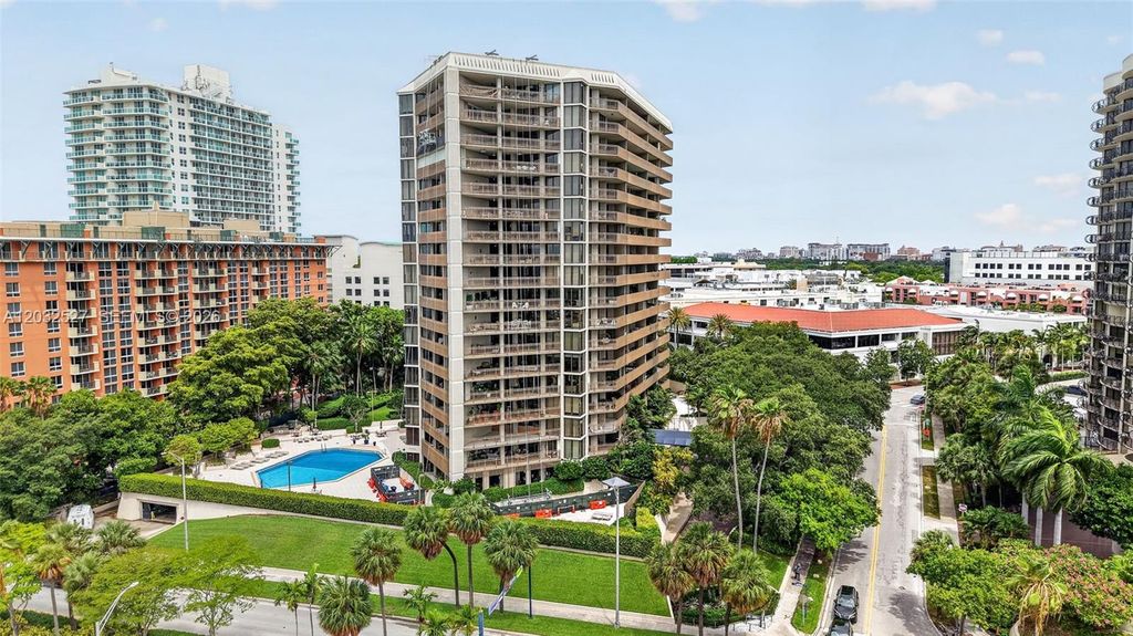 2901 S Bayshore Drive 4A, Miami, FL 33133