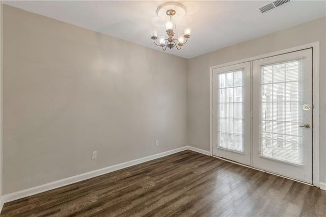 136 Old Ferry Way, Roswell, GA 30076
