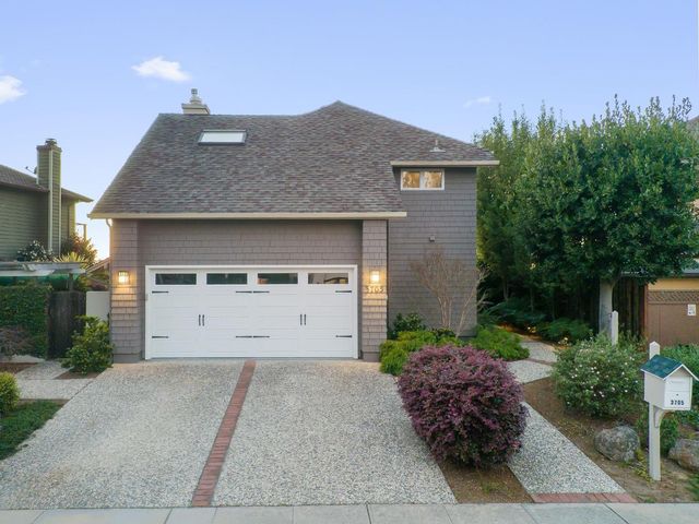 3705 Tiffani Court, Santa Cruz, CA 95065