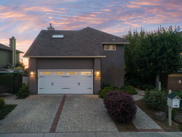 3705 Tiffani Court, Santa Cruz, CA 95065