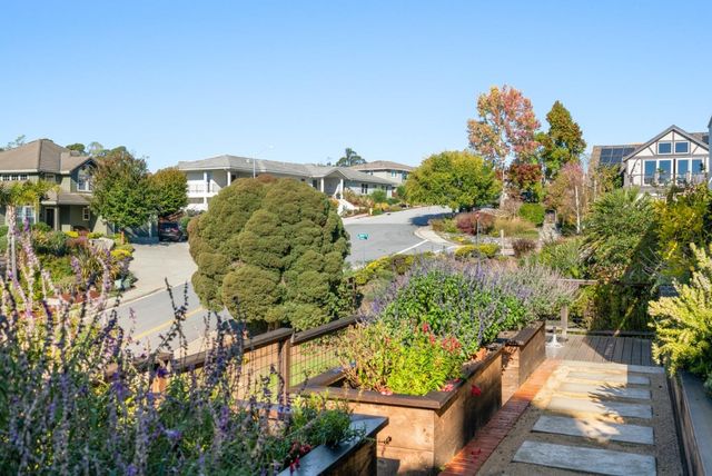 3705 Tiffani Court, Santa Cruz, CA 95065