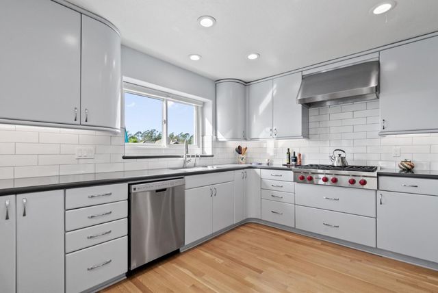 3705 Tiffani Court, Santa Cruz, CA 95065