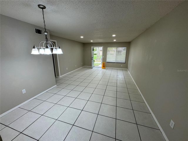 725 NORTHLAKE BOULEVARD 67, Altamonte Springs, FL 32701