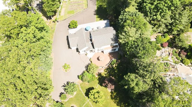 249 Cold Spring Road, Syosset, NY 11791
