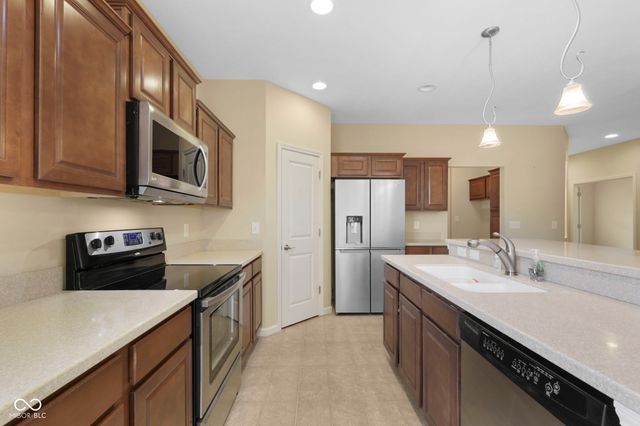 4808 Ozark Lane, Indianapolis, IN 46239