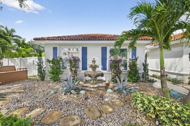 6405 Shadow Creek Village Circle E, Lake Worth, FL 33463