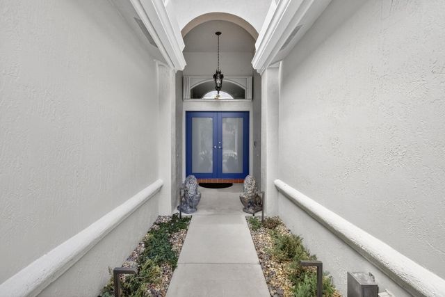 6405 Shadow Creek Village Circle E, Lake Worth, FL 33463