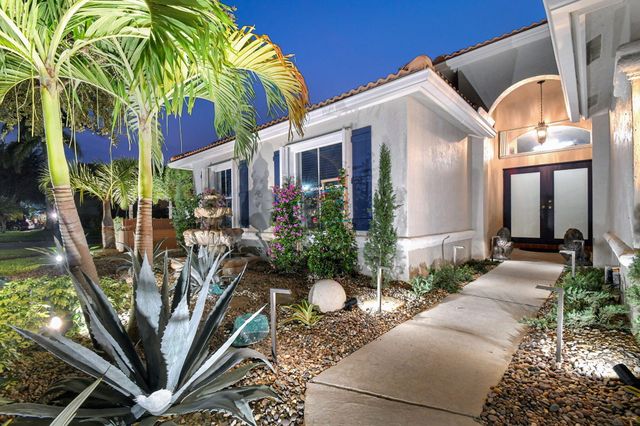 6405 Shadow Creek Village Circle E, Lake Worth, FL 33463