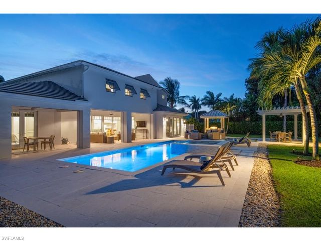 4042 Old Trail WAY, Naples, FL 34103