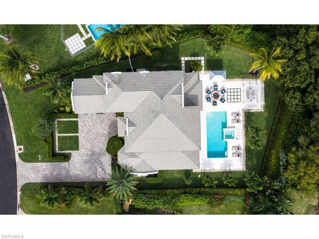 4042 Old Trail WAY, Naples, FL 34103