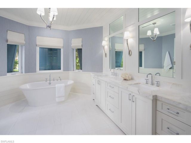 4042 Old Trail WAY, Naples, FL 34103