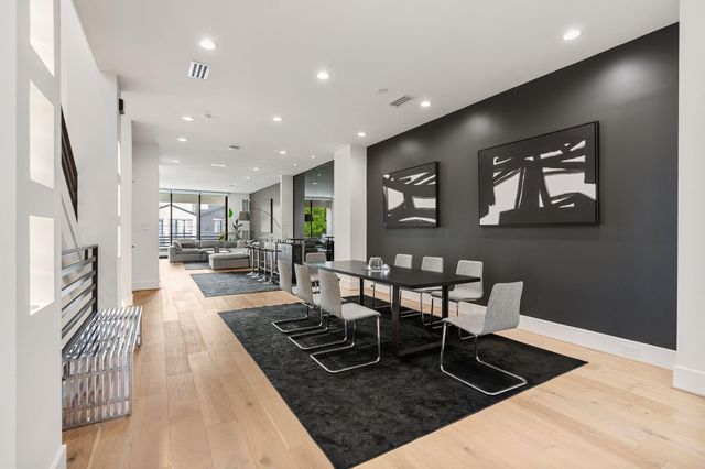 1918 Brun Street, Houston, TX 77019