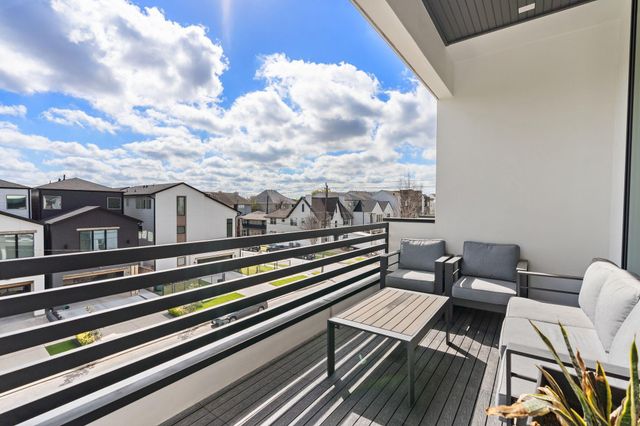 1918 Brun Street, Houston, TX 77019