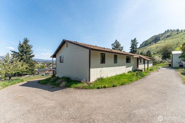 1531 Millerdale Avenue, Wenatchee, WA 98801