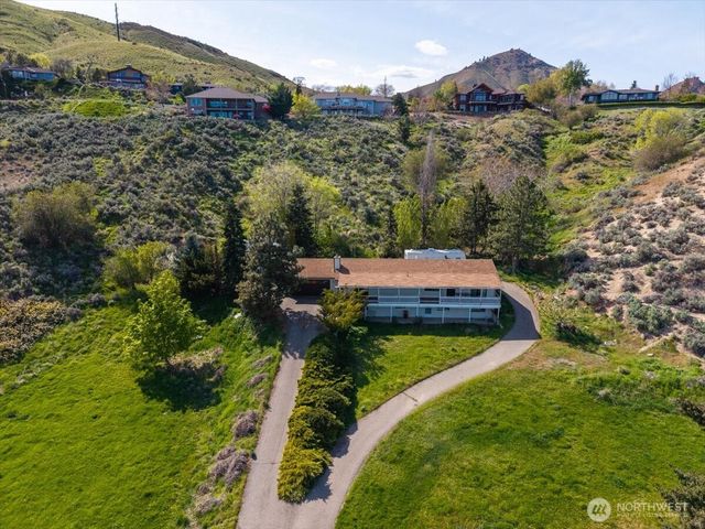 1531 Millerdale Avenue, Wenatchee, WA 98801