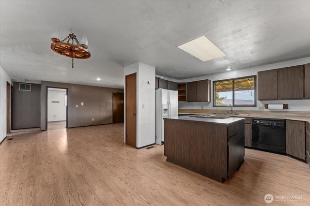 1531 Millerdale Avenue, Wenatchee, WA 98801