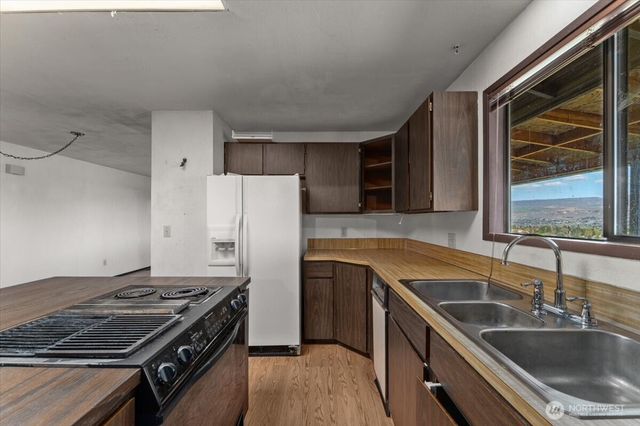 1531 Millerdale Avenue, Wenatchee, WA 98801