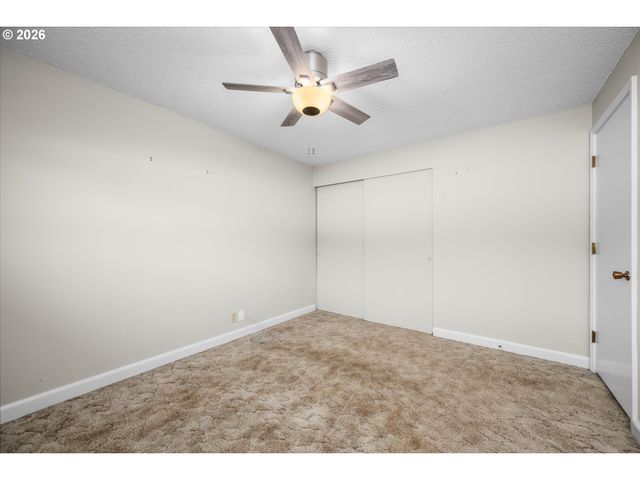 472 SPRINGDALE Ave, Springfield, OR 97477