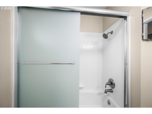 472 SPRINGDALE Ave, Springfield, OR 97477