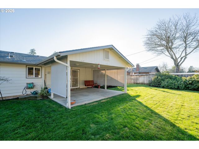 472 SPRINGDALE Ave, Springfield, OR 97477