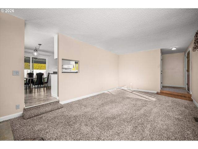 472 SPRINGDALE Ave, Springfield, OR 97477