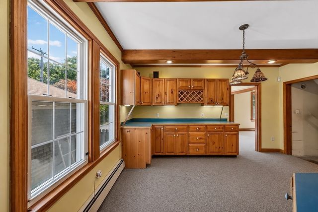 594 Slocum Rd, Dartmouth, MA 02747