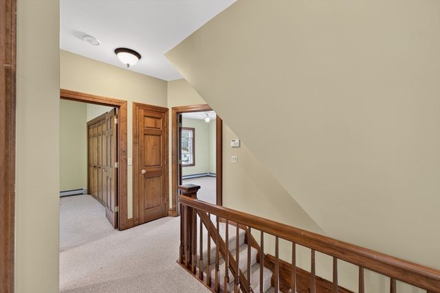 594 Slocum Rd, Dartmouth, MA 02747