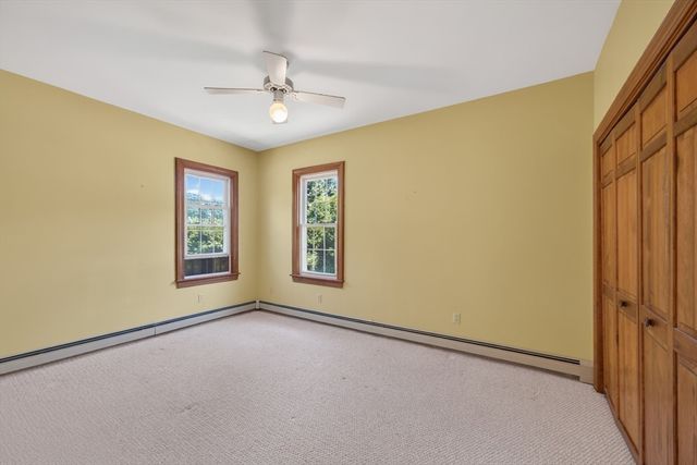 594 Slocum Rd, Dartmouth, MA 02747