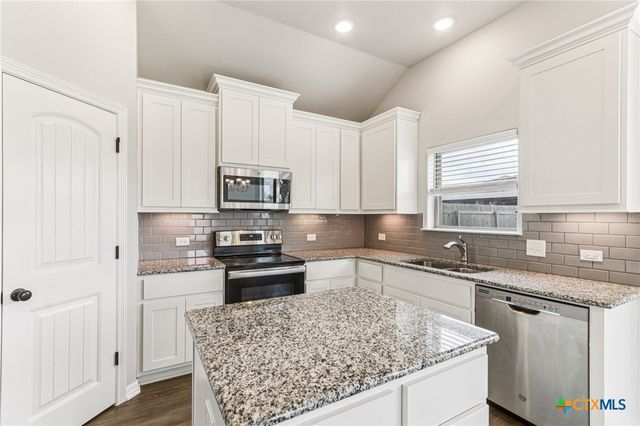 708 Holstein Drive, Belton, TX 76513