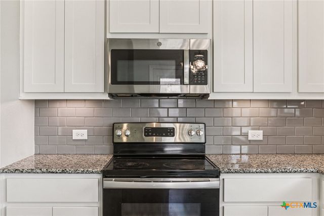 708 Holstein Drive, Belton, TX 76513