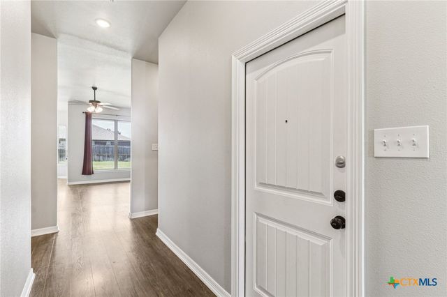 708 Holstein Drive, Belton, TX 76513