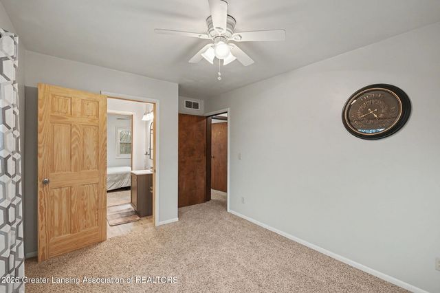 3161 Island Highway, Charlotte, MI 48813