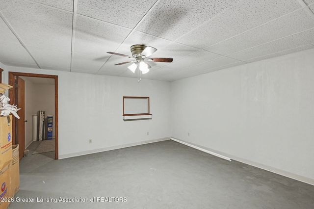 3161 Island Highway, Charlotte, MI 48813