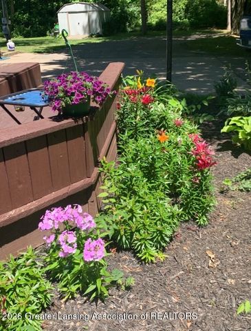 3161 Island Highway, Charlotte, MI 48813