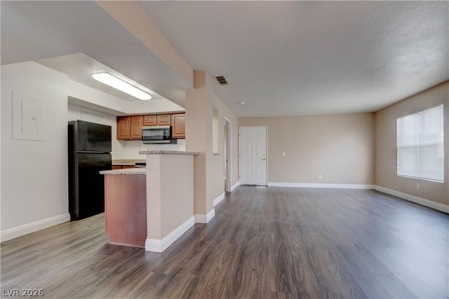 6800 East Lake Mead Boulevard 2033, Las Vegas, NV 89156