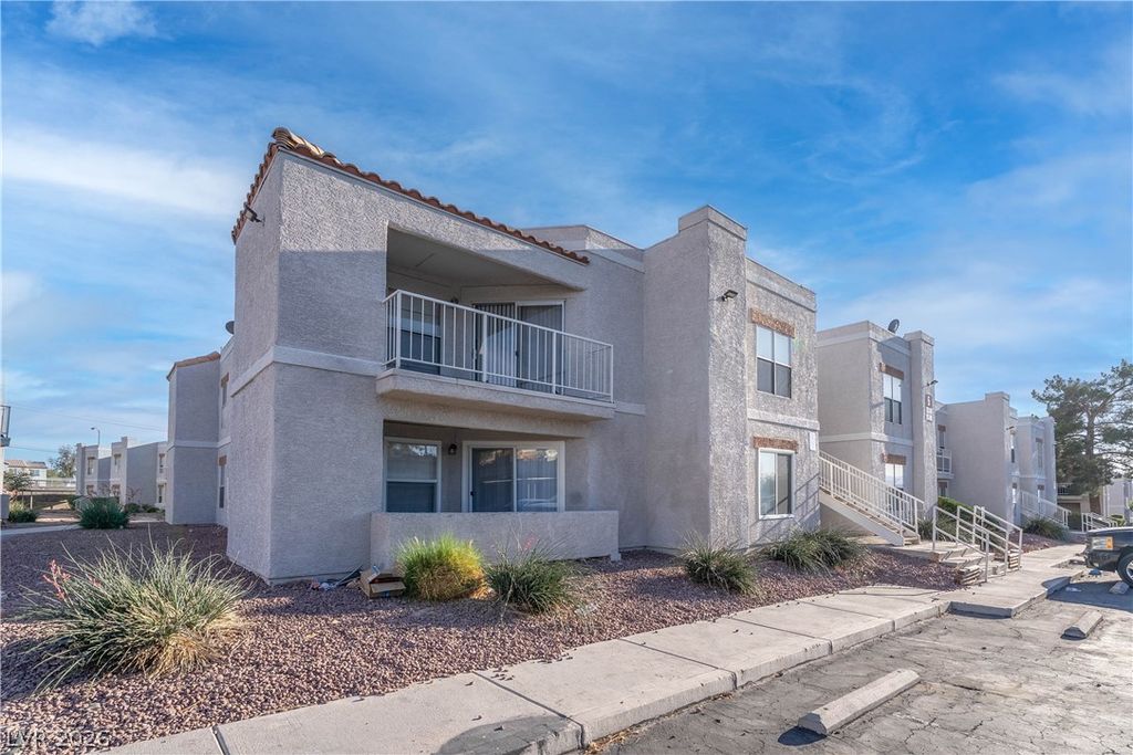 6800 East Lake Mead Boulevard 2033, Las Vegas, NV 89156