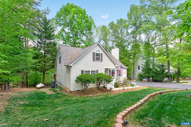 296 JEFFERSON DR, Palmyra, VA 22963