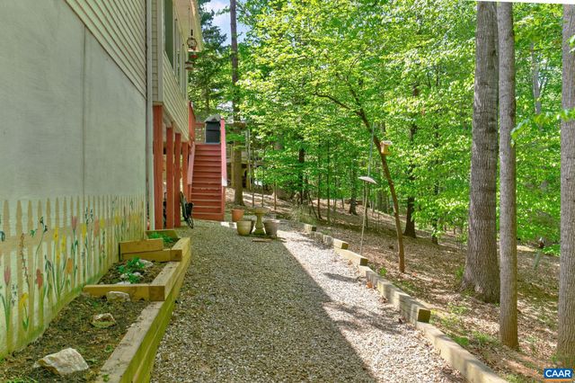 296 JEFFERSON DR, Palmyra, VA 22963