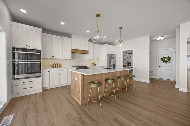 5396 Silver Rock Dr, Marion, IA 52302