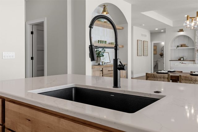 5396 Silver Rock Dr, Marion, IA 52302