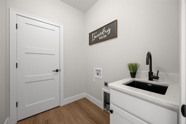 5396 Silver Rock Dr, Marion, IA 52302