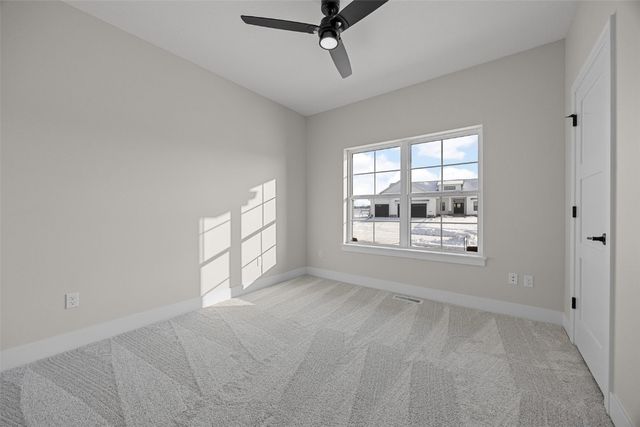 5396 Silver Rock Dr, Marion, IA 52302