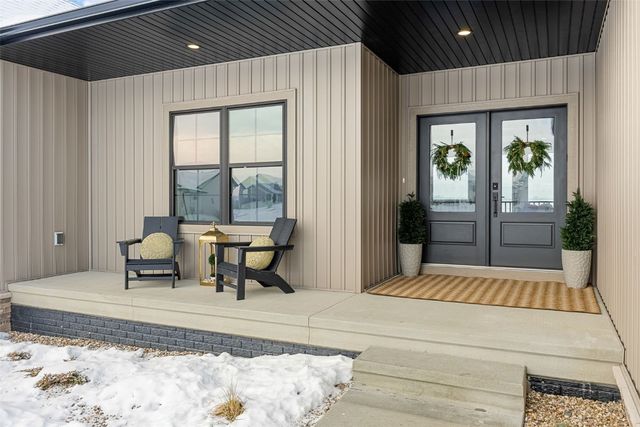 5396 Silver Rock Dr, Marion, IA 52302