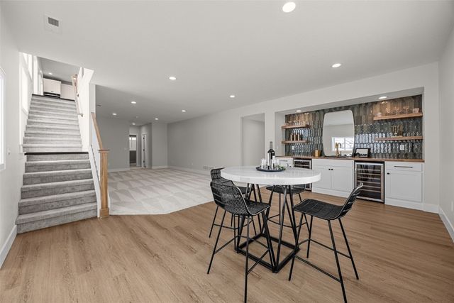 5396 Silver Rock Dr, Marion, IA 52302